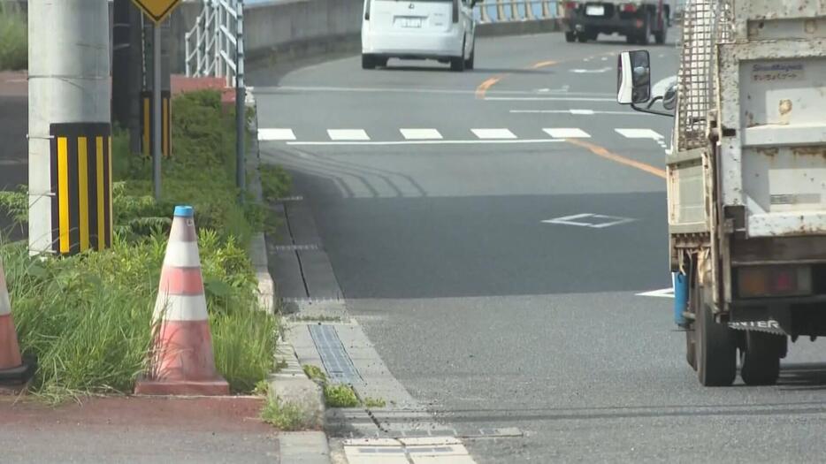 自転車で転倒後 車に…男性（１８）死亡　広島・呉市