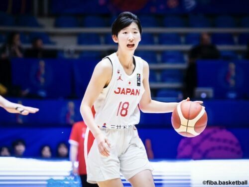 チームハイの14得点を挙げた鈴木瑚香南［写真］＝fiba.basketball