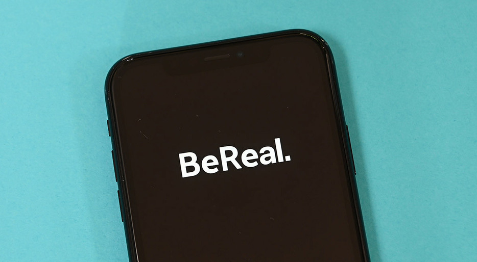 Z世代に人気のBeReal（Shutterstock.com）