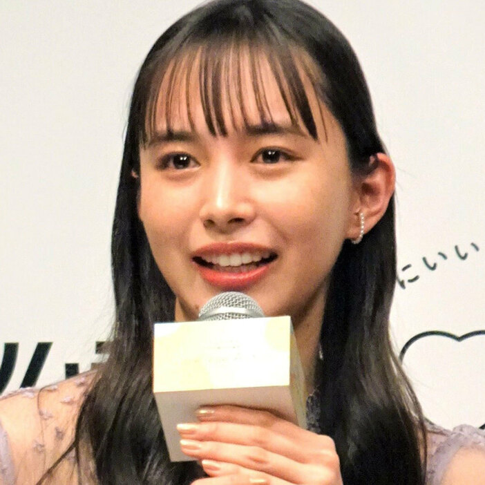 モデル・俳優の井桁弘恵