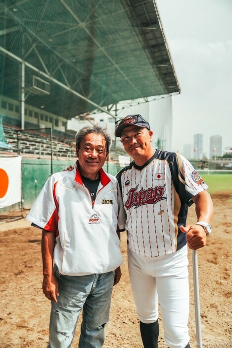 日本ポニーベースボール協会事務総長・那須勇元氏（写真左）と井戸伸年氏（同右）。