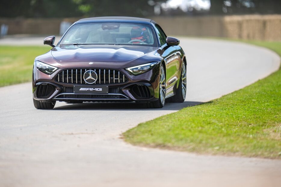 メルセデスAMG GT 63 Pro。