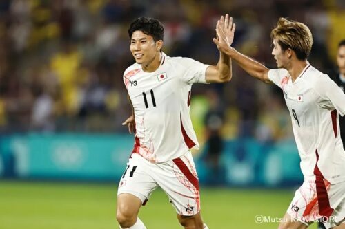 日本を3戦全勝へ導くゴールを決めた細谷真大 [写真]＝ムツ カワモリ