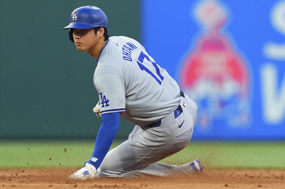 大谷の果敢な走塁シーンは波紋を呼んだ。(C)Getty Images