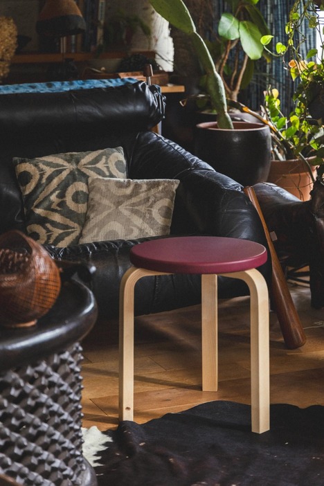 Artek Stool 60 Leather & Wild Birch 各¥49,500