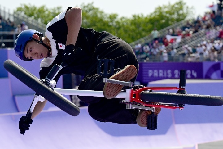 パリ五輪のBMXフリースタイルの中村輪夢。(C) Getty Images