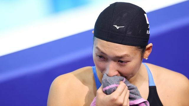 バタフライ女子100m準決勝で敗退し、涙を見せた池江璃花子選手(写真：YUTAKA/アフロスポーツ)