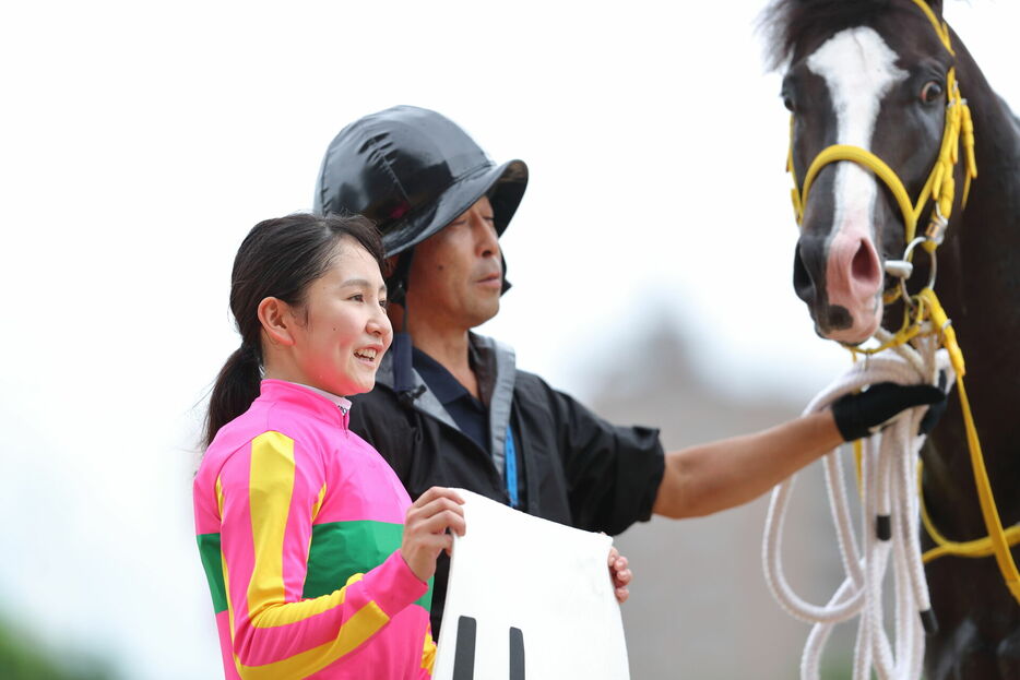 テイエムタリスマで勝利した古川奈穂騎手