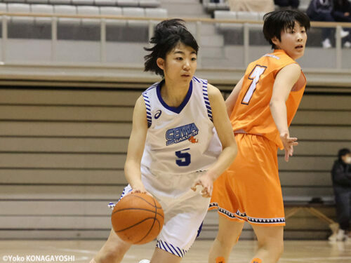 東北の名門、聖和学園のエースを務める阿部友愛 [写真]＝小永吉陽子