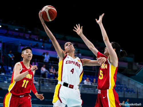 スペインが中国との開幕戦に勝利 [写真]＝fiba.basketball