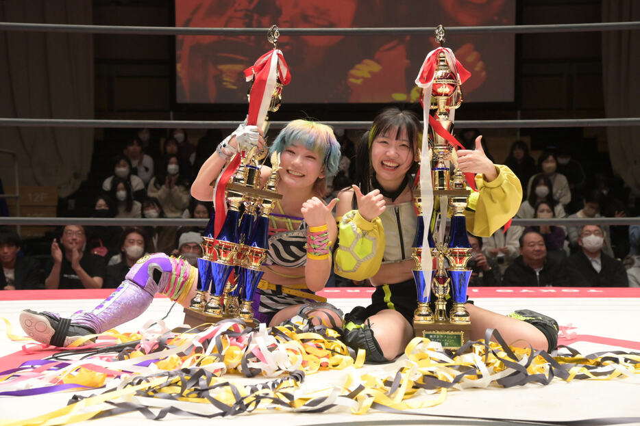 鈴芽＆遠藤有栖 （C）東京女子プロレス