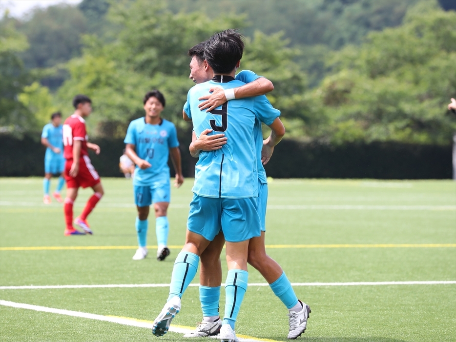 山梨学院が初戦突破(写真協力『高校サッカー年鑑』)(HIGH SCHOOL SOCCER YEARBOOK)