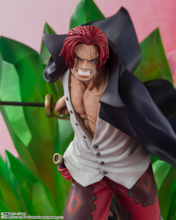 シャンクスを立体化した「フィギュアーツZERO［超激戦］シャンクス＆ウタ -ONE PIECE FILM RED Ver.-」（BANDAI SPIRITS）　(C)尾田栄一郎／2022「ワンピース」製作委員会