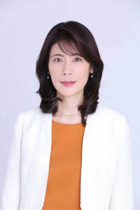 岩田明子氏