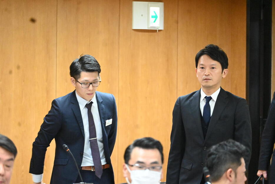 兵庫県議会の百条委員会の証人尋問に出席した斎藤元彦知事（撮影・松浦隆司）