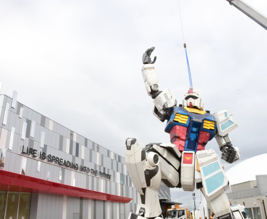 実物大ガンダム像「RX-78F00／E ガンダム」（C）ORICON NewS inc.