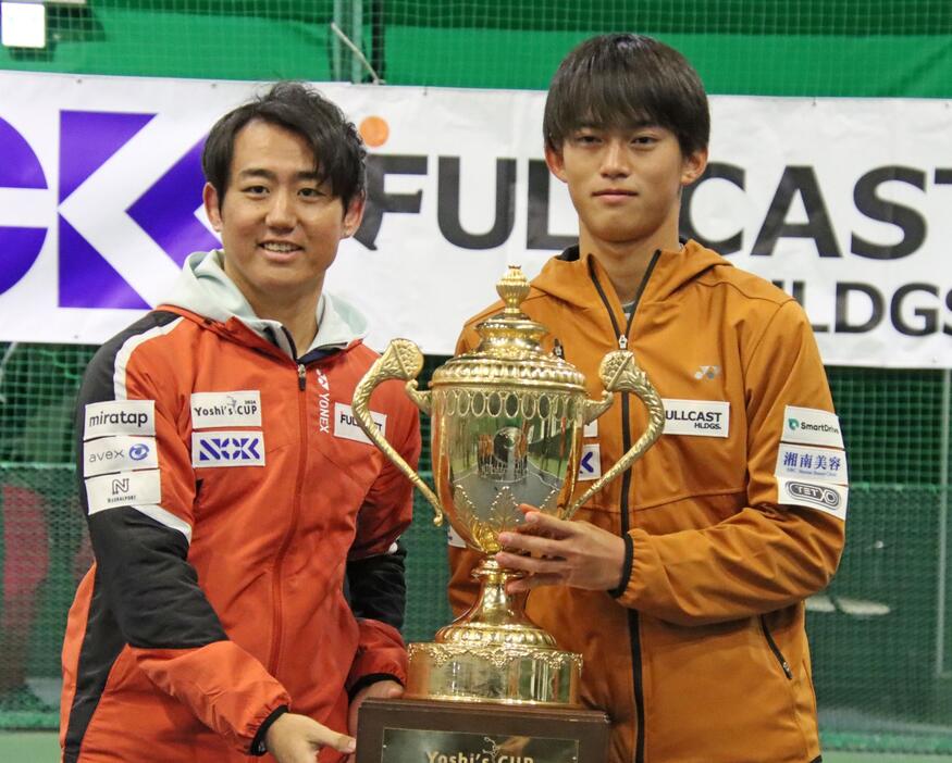 （左から）西岡良仁、川西飛生[画像/tennis365.net]