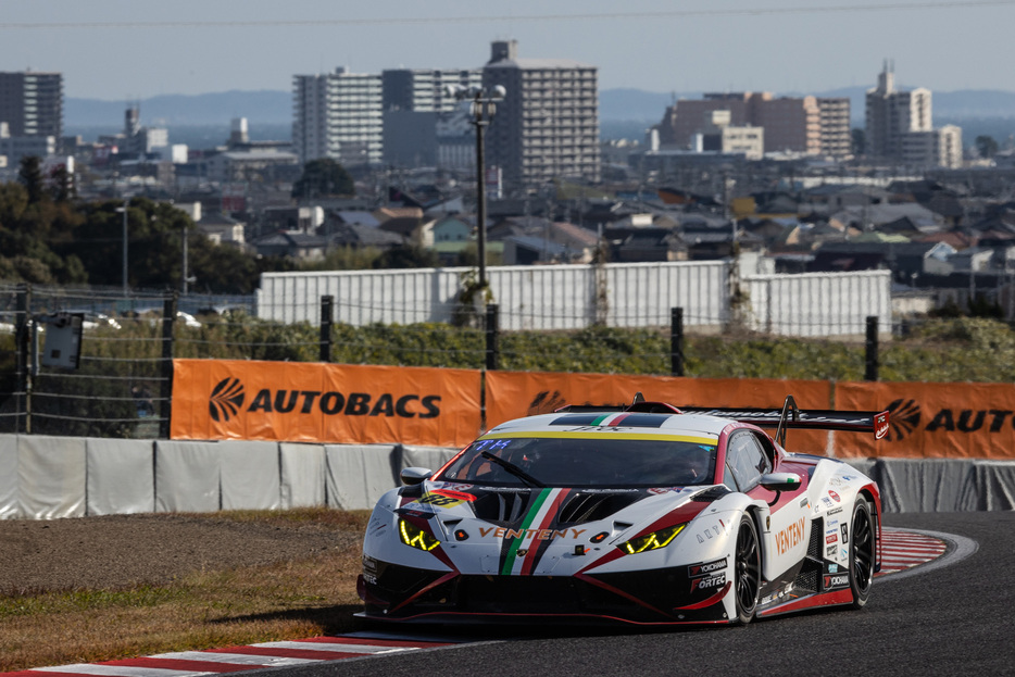 #88 VENTENY Lamborghini GT3