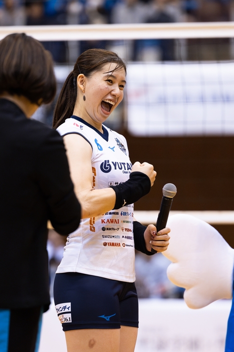 GAME2のVOMは早川京美選手。周囲を笑顔にする明るさとパワーを持つ。ブレス浜松の屋台骨となるだろう