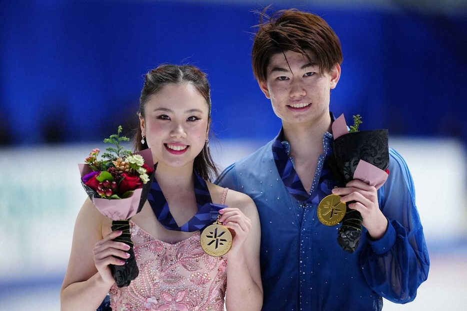 ＜全日本フィギュア最終日＞アイスダンス・フリー、優勝した吉田唄菜・森田真沙也組（撮影・小海途　良幹）　　