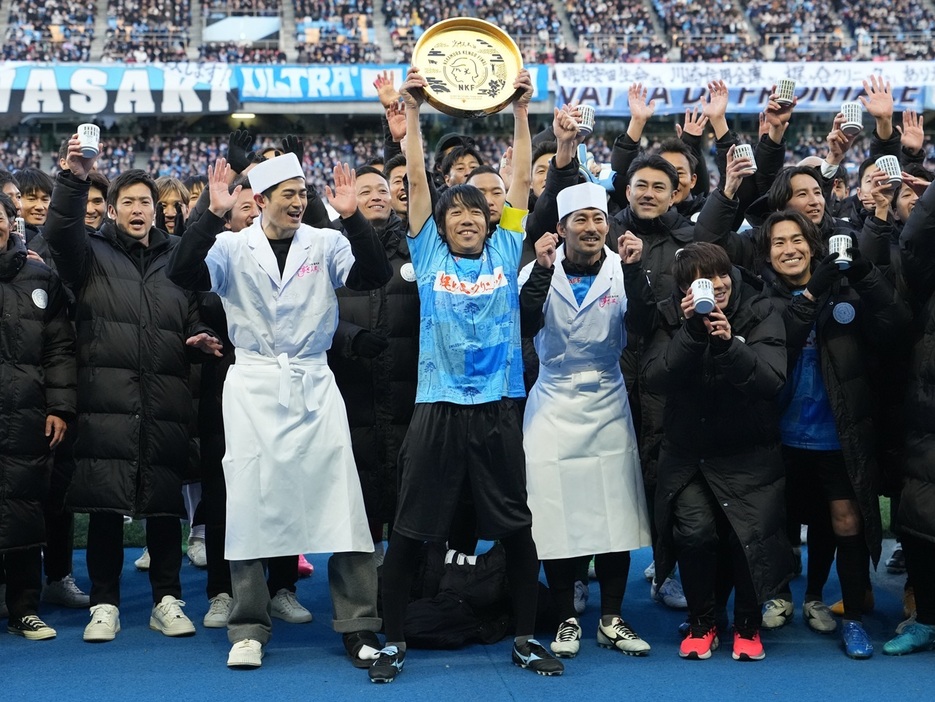 引退試合を終えた中村憲剛(Getty Images)