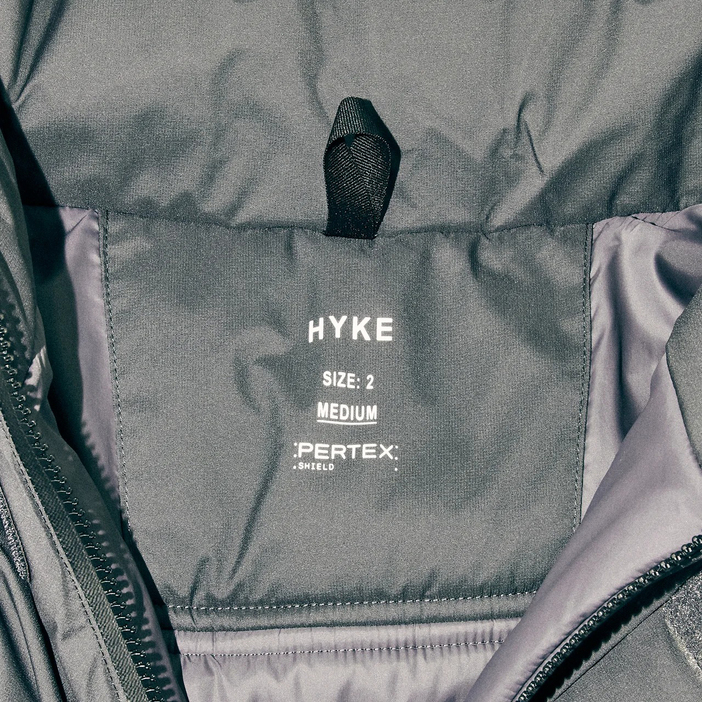 HYKE for BIOTOP | PERTEX PUFF PARKA EX ¥132,000 サイズ：1 / 2 / 3 / 4 / 5 カラー：グレー