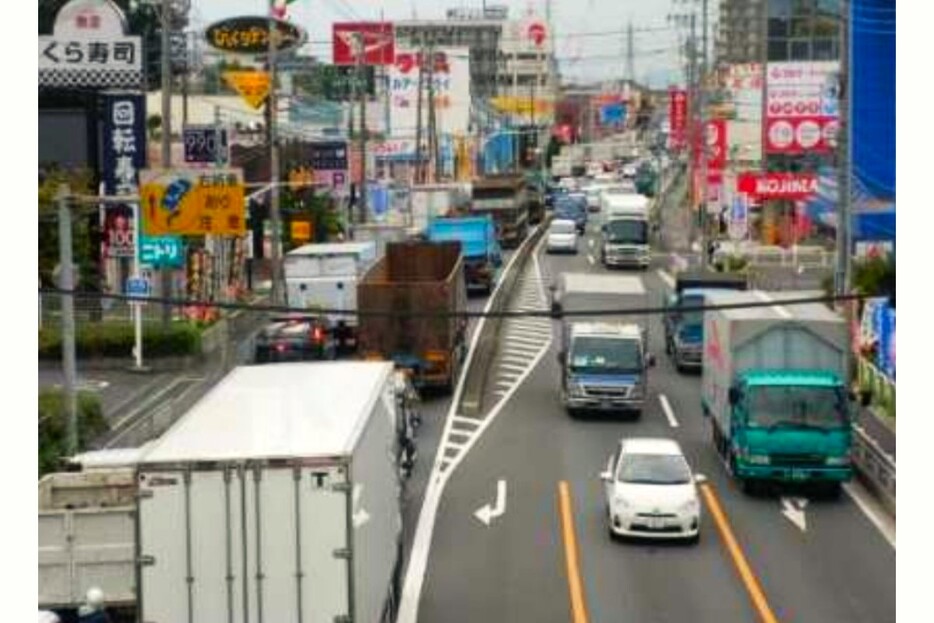 渋滞する川越街道（画像：埼玉県）