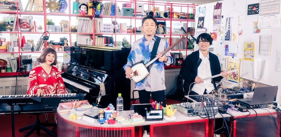 『tiny desk concerts JAPAN』出演時のやのとあがつま