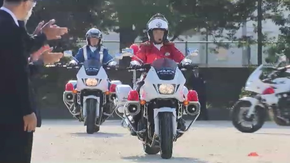 年末年始特別警戒 出動式(3日、福岡市東区 筥崎宮)