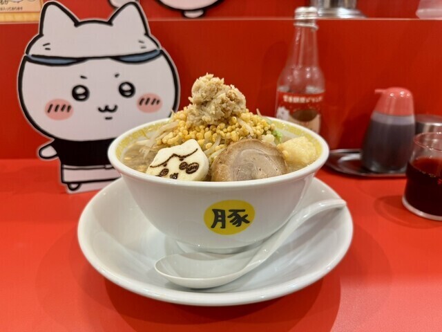 「ちいかわラーメン 豚」