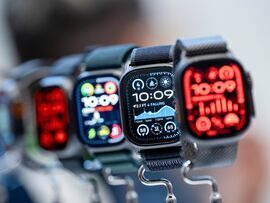 店頭に並ぶ「Apple Watch Ultra 2」