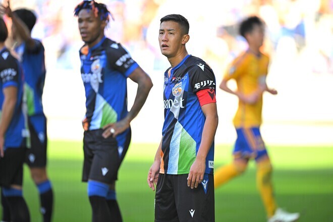 ２位の横浜FCとは勝点１差でPOに回った長崎。写真：金子拓弥（サッカーダイジェスト写真部）