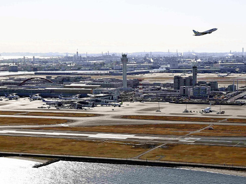 羽田空港