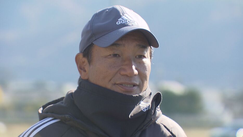 退任する霜田正浩監督