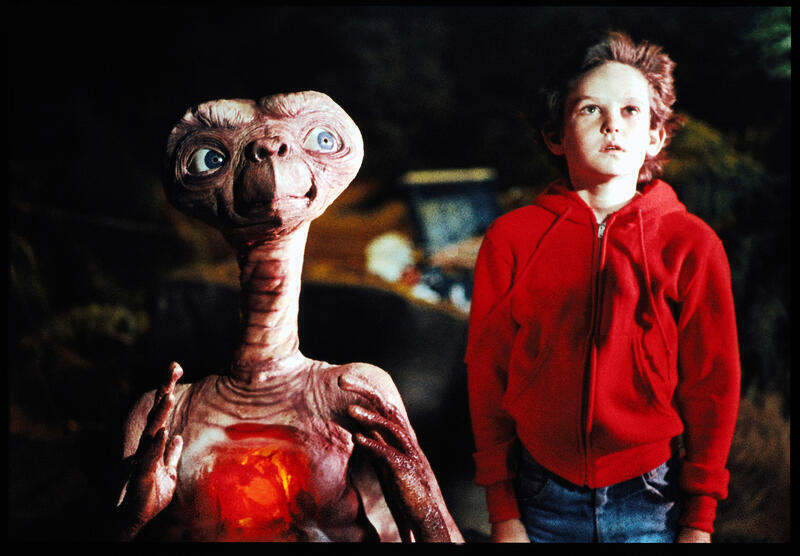 『E.T.』A UNIVERSAL PICTURE ©2024, 1982 UNIVERSAL STUDIOS