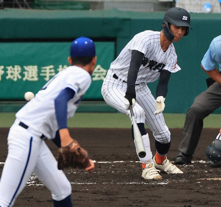 夏の甲子園・霞ケ浦戦では難しいコースを右前打した滋賀学園・岩井