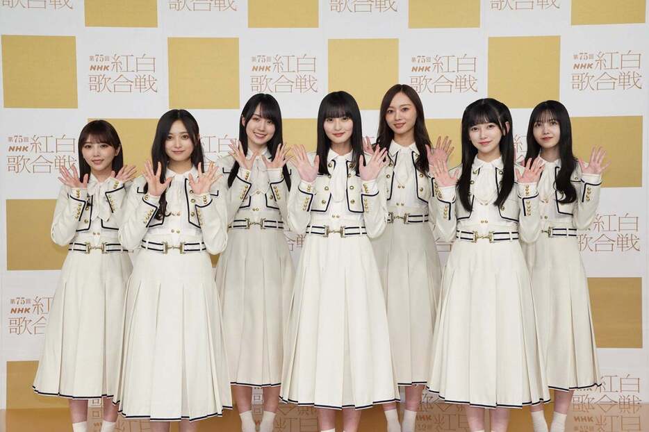 乃木坂46／（後列左から）与田祐希、賀喜遥香、梅澤美波、久保史緒里（前列左から）井上和、遠藤さくら、池田瑛紗（提供写真）