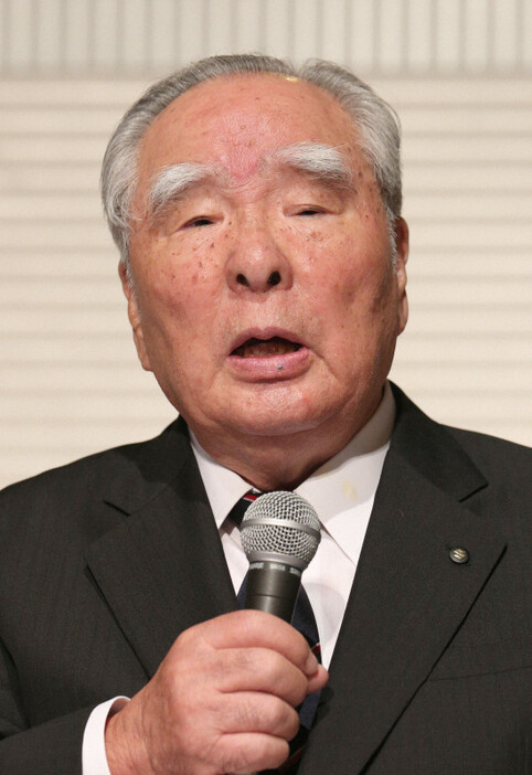 スズキの鈴木修前会長＝東京都千代田区のホテルニューオータニ東京で2015年6月30日午後6時3分、後藤由耶撮影