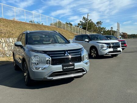 三菱新型「アウトランダーPHEV」の報道陣向け試乗会にて（写真：筆者撮影）