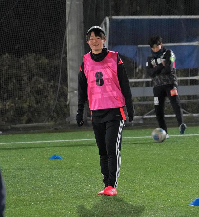 サッカー教室を行った女子日本代表なでしこジャパンMF宮沢ひなた（撮影・佐藤成）