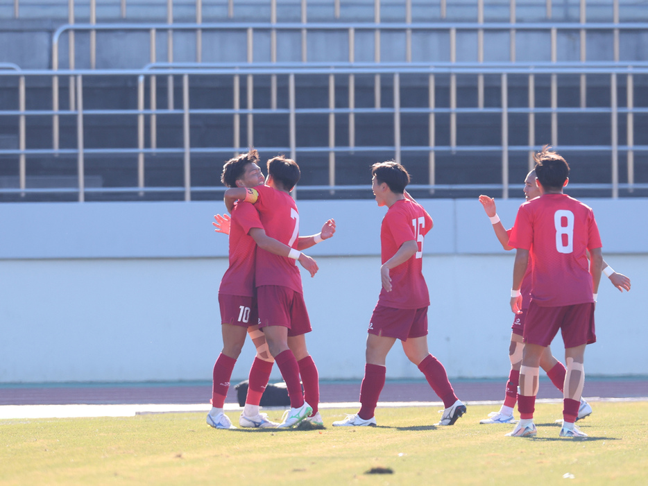 高知高(高知)が15大会ぶりの白星!!(写真協力『高校サッカー年鑑』)(HIGH SCHOOL SOCCER YEARBOOK)