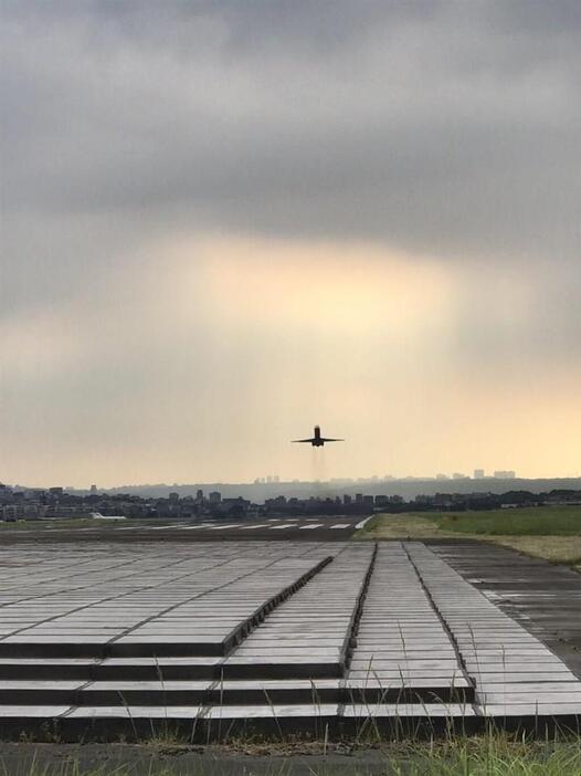 台北松山空港に導入されているEMASシステム＝同空港のフェイスブックページより