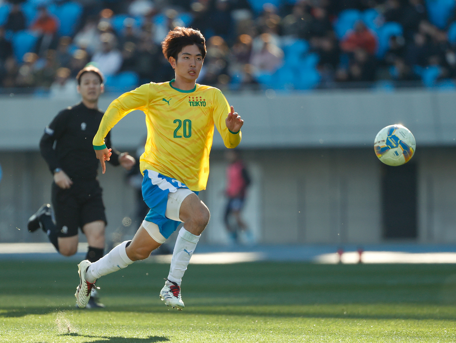 かつてのホームに戻ってきた(写真協力『高校サッカー年鑑』)(HIGH SCHOOL SOCCER YEARBOOK)