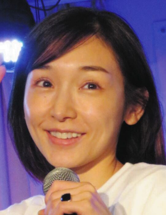 加護亜依