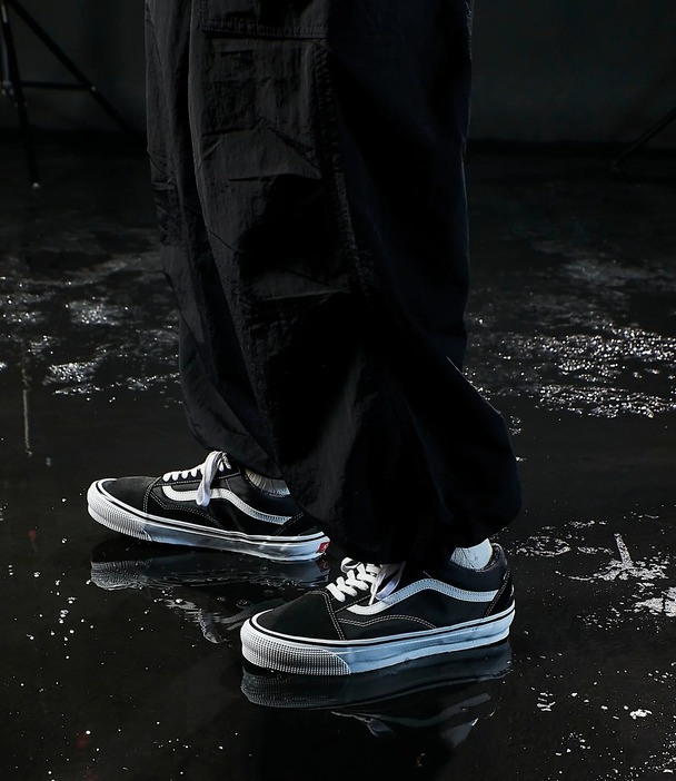 PREMIUM OLD SKOOL GORE-TEX®（BLACK/TRUE WHITE）¥19,250