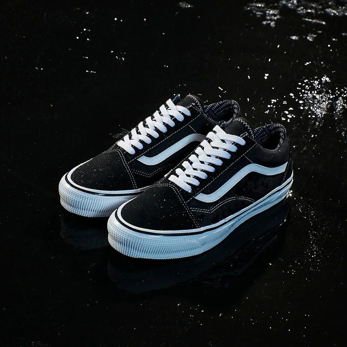 PREMIUM OLD SKOOL GORE-TEX®（BLACK/TRUE WHITE）¥19,250