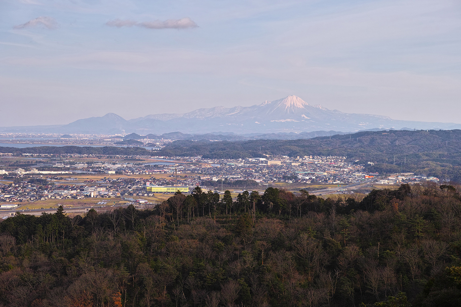 松江市（西側）から見た安来方面。(c) maso11 - stock.adobe.com