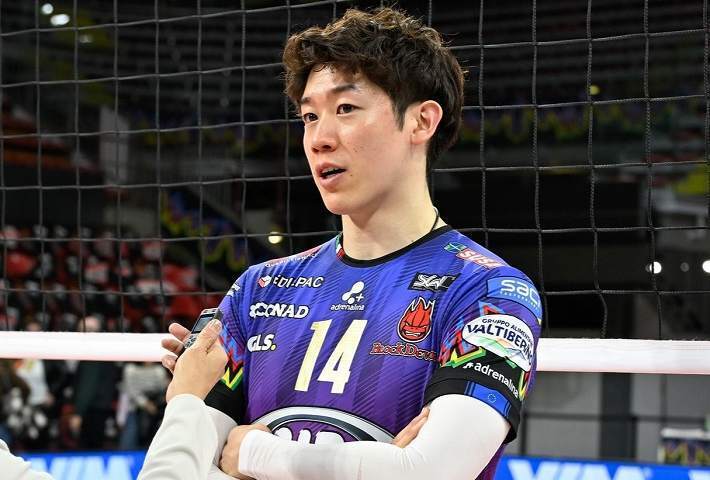 試合後にインタビューを受ける石川。イタリアでも最高クラスの評価を受ける選手だ。(C) Maurizio Lollini