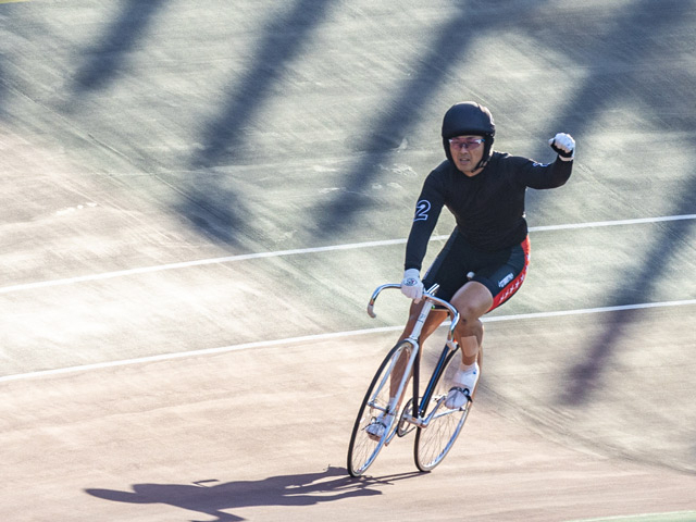 日本選手権競輪(GI)を制し41歳でダービー王に輝く(撮影:北山宏一)