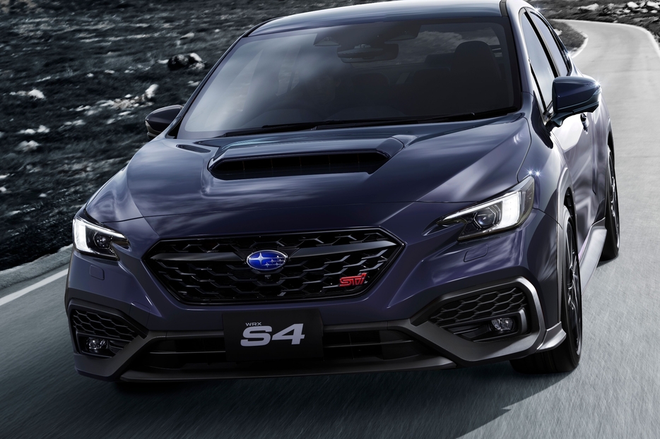 写真は特別仕様車「STI Sport R-Black Limited」。スポーティさをより際立たせのが特徴だ。